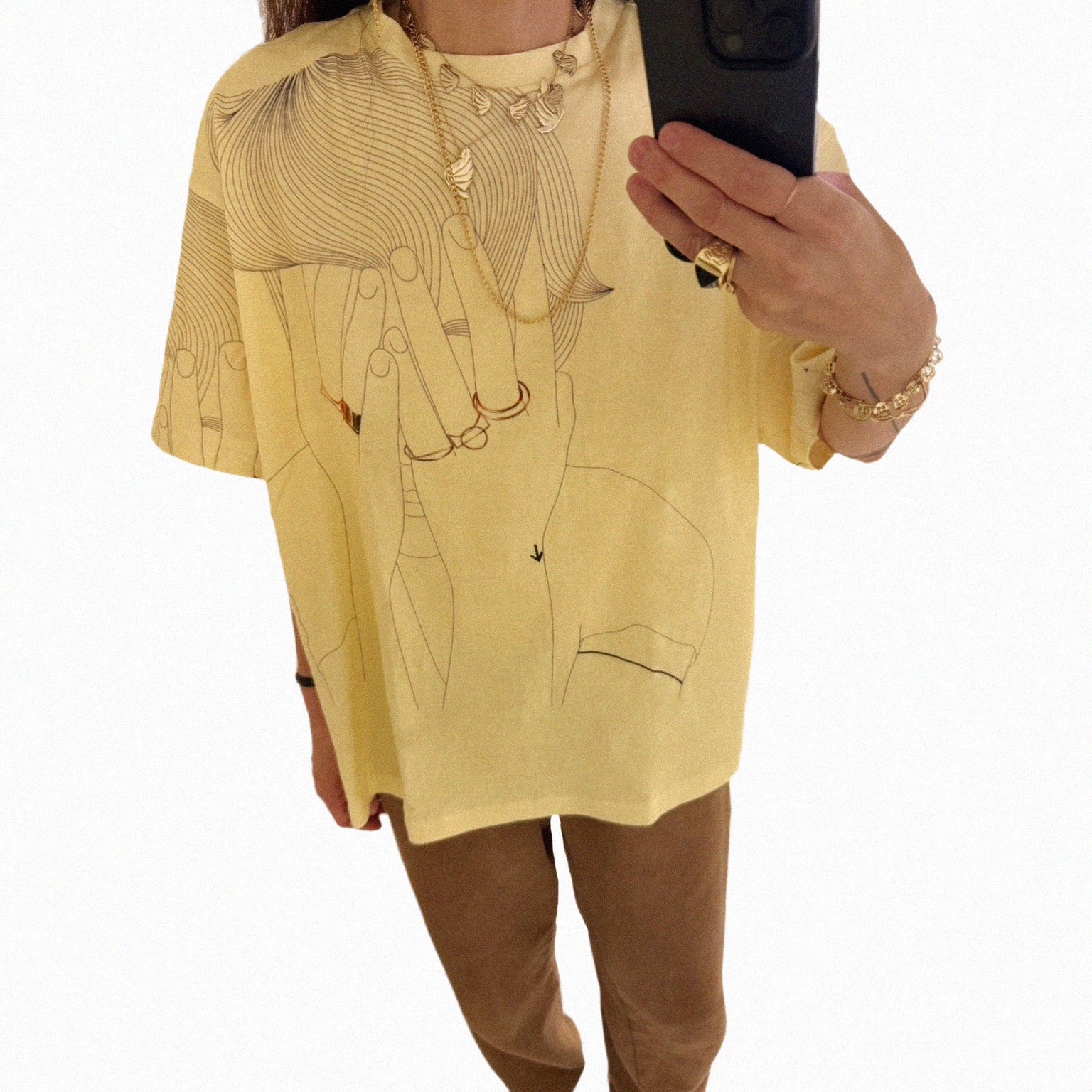 →Covering My Face T-Shirt BIG – Powder Yellow←The Brave Hour