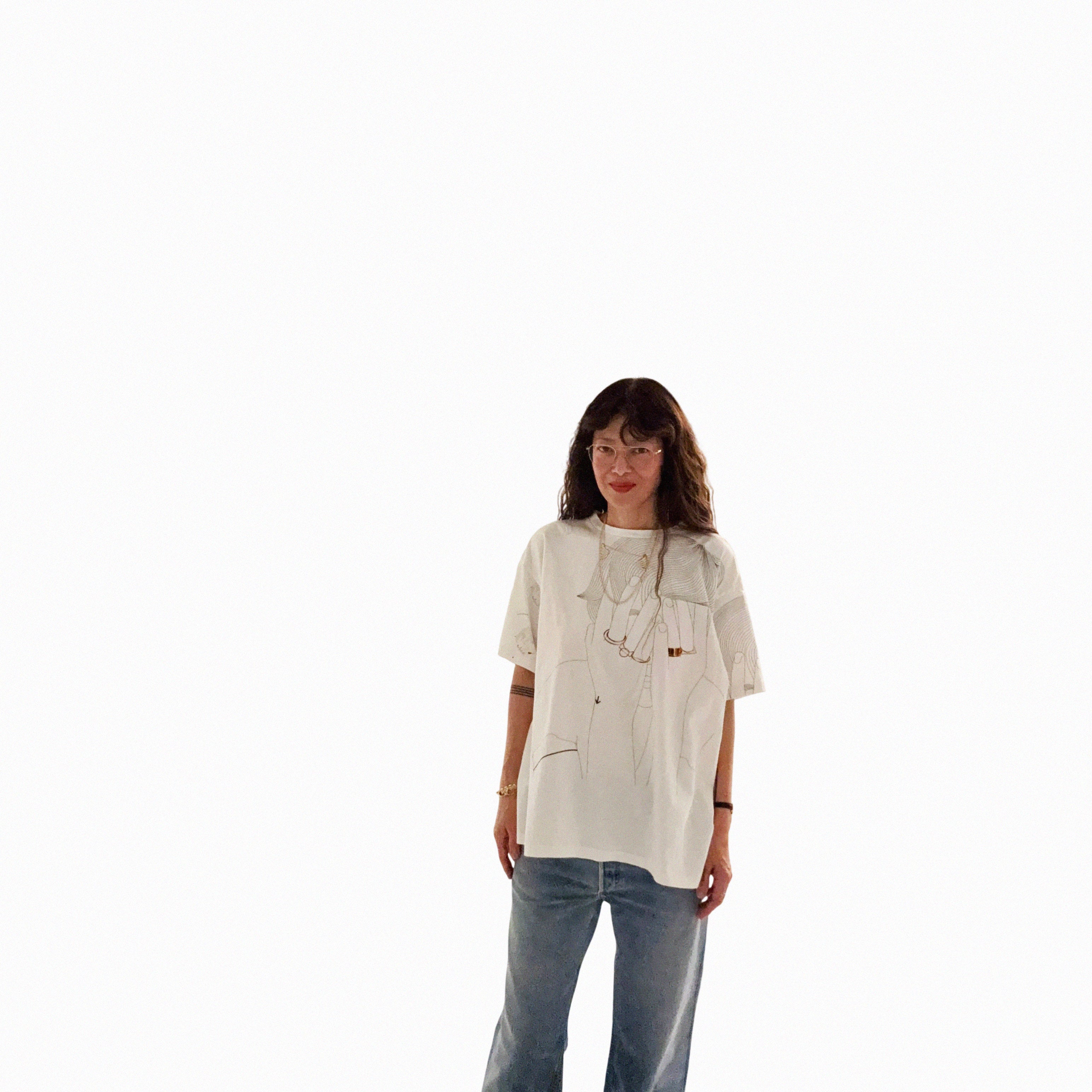 →Covering My Face T-Shirt BIG←The Brave Hour