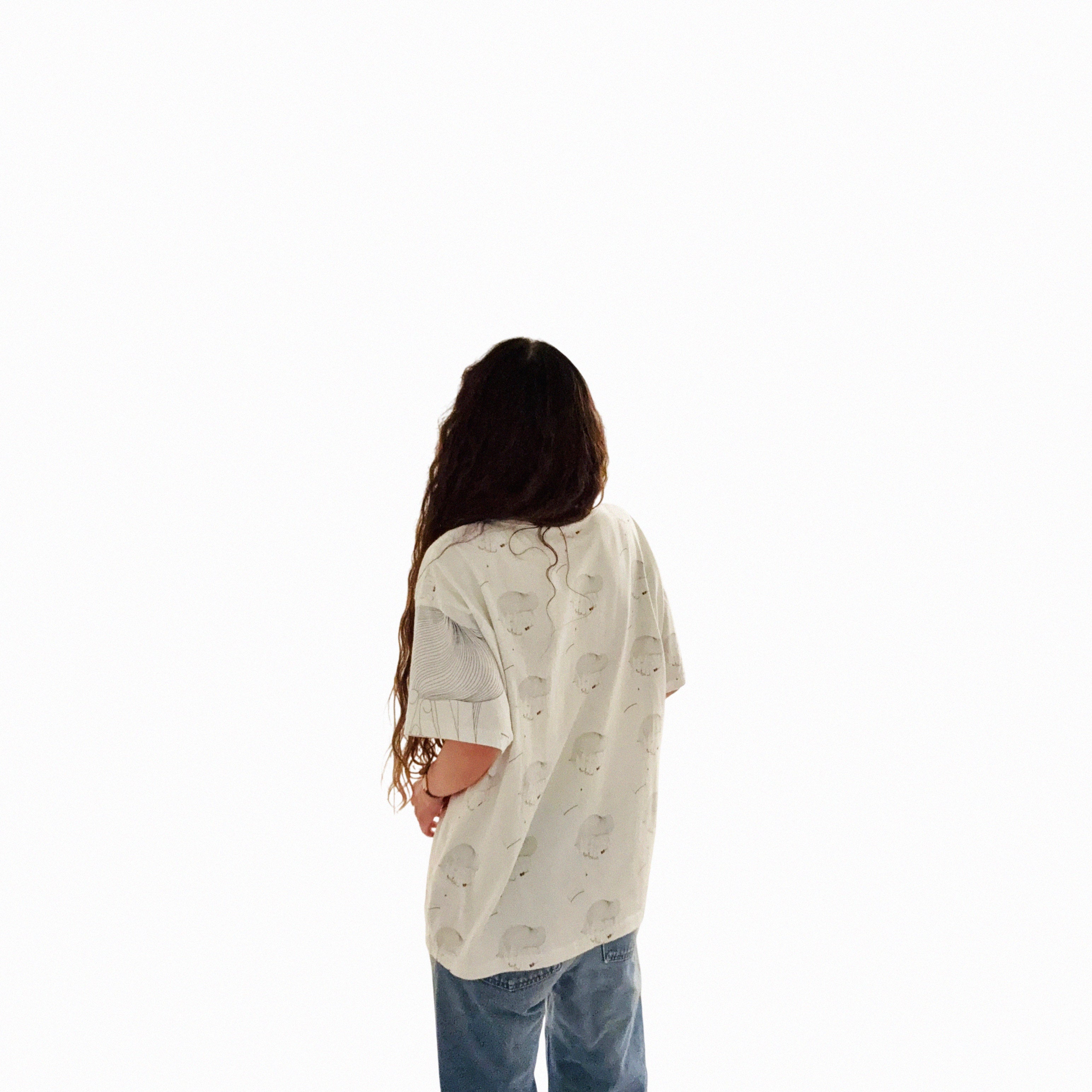 →Covering My Face T-Shirt BIG←The Brave Hour