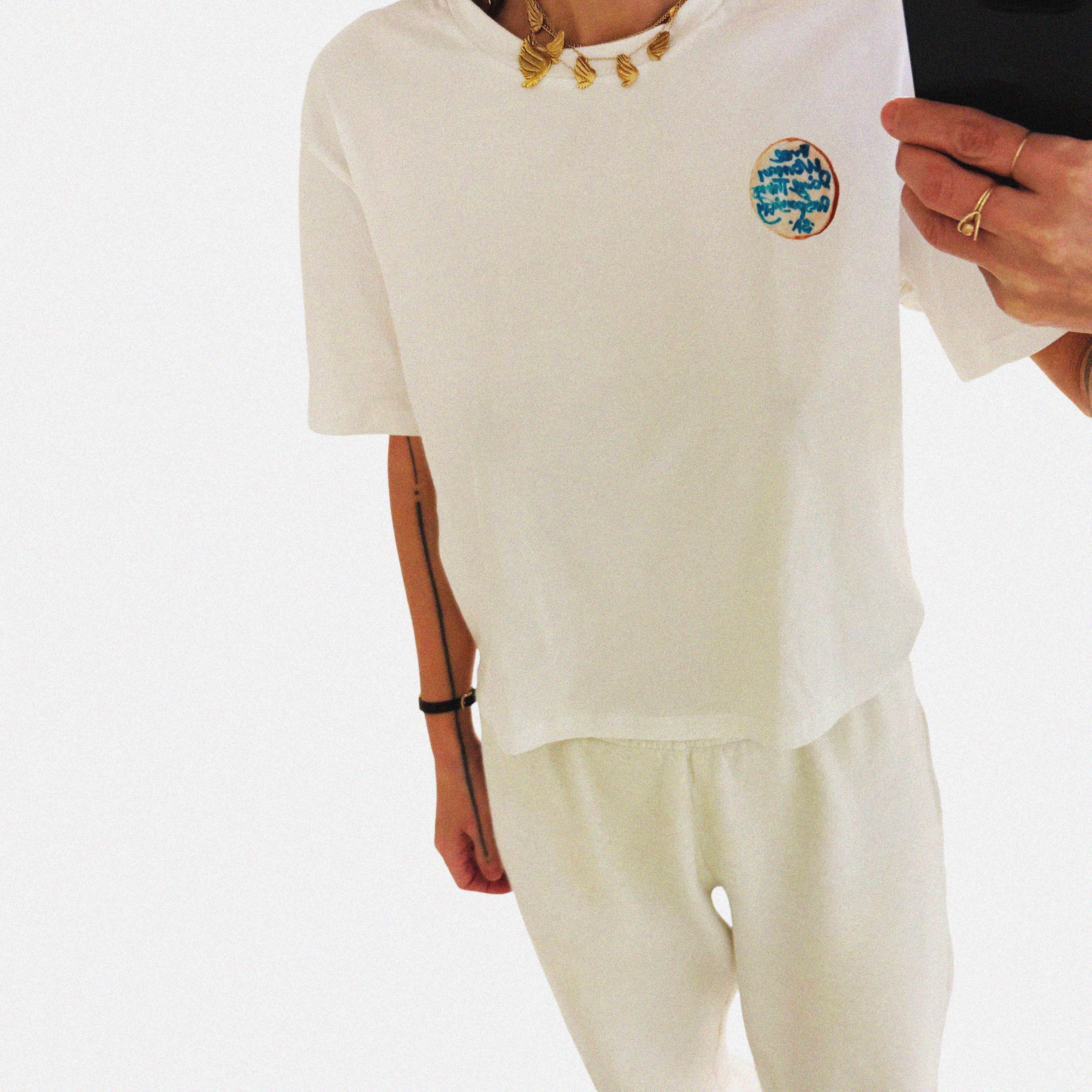 →Free Woman Cookie T-Shirt ONE←The Brave Hour