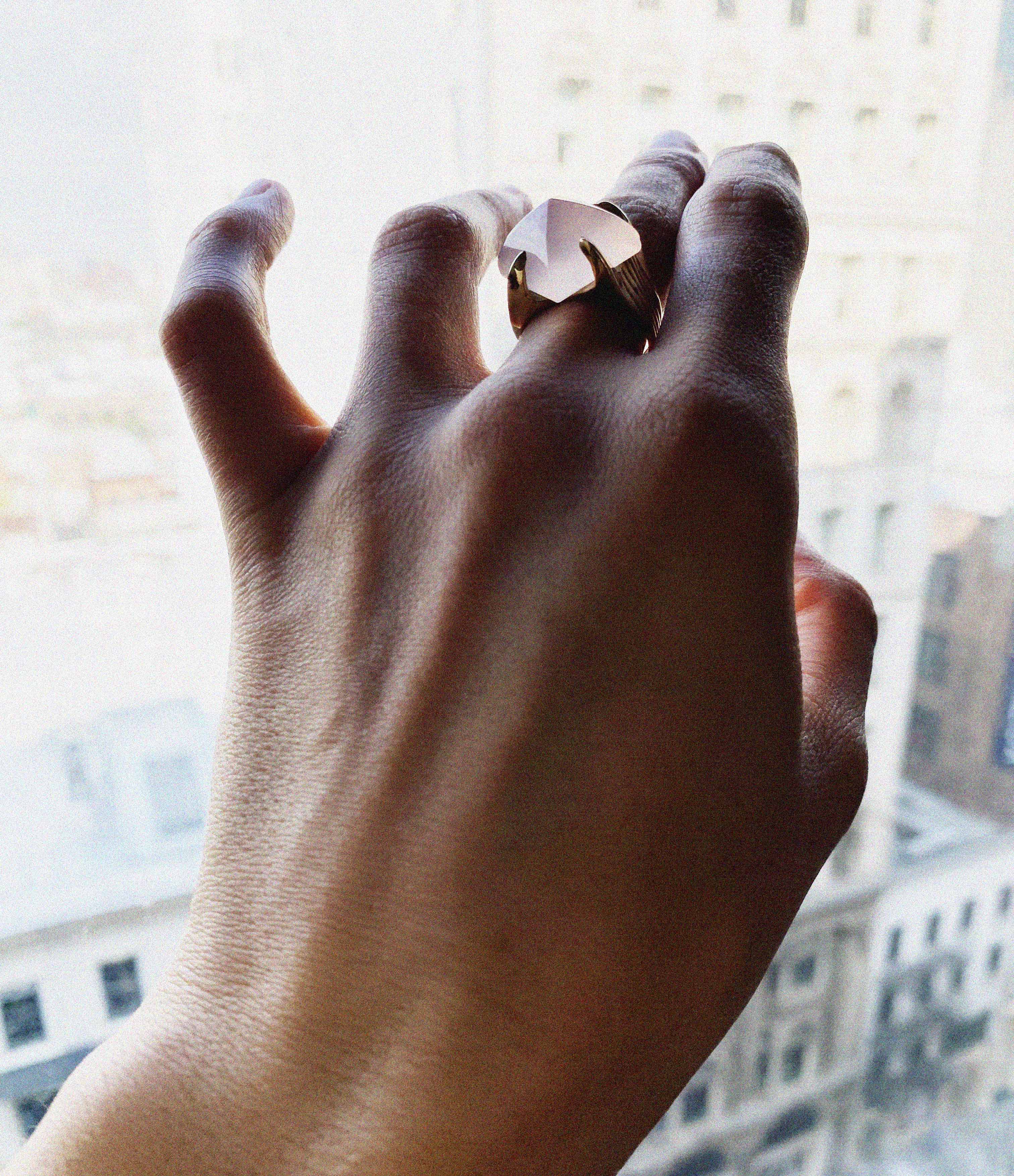 →KIND POINT← BLUSH PINK ONYX STERLING SILVER FINGER RING