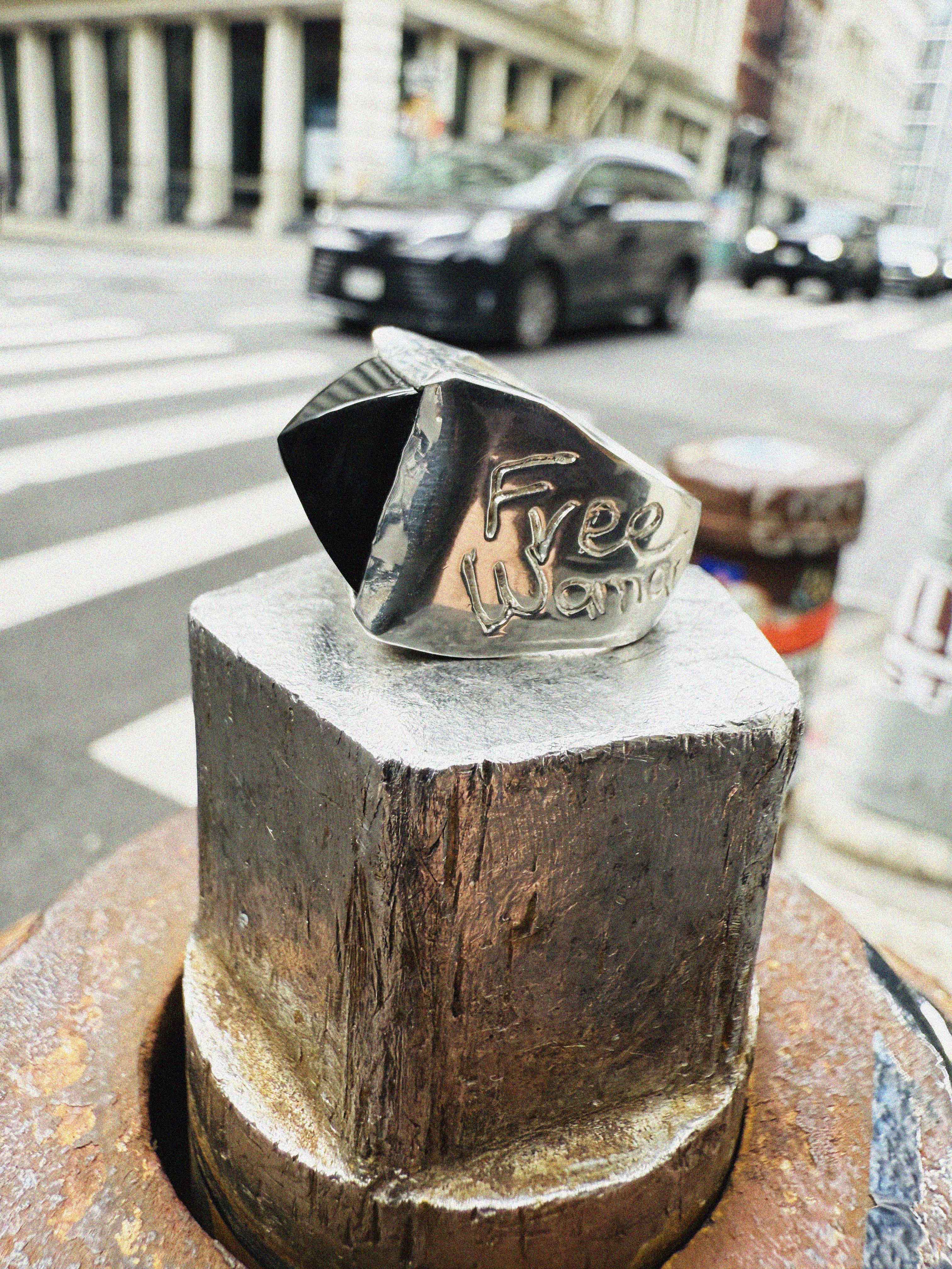 →KIND BLACK FREE WOMAN← BLACK ONYX STERLING SILVER FINGER RING