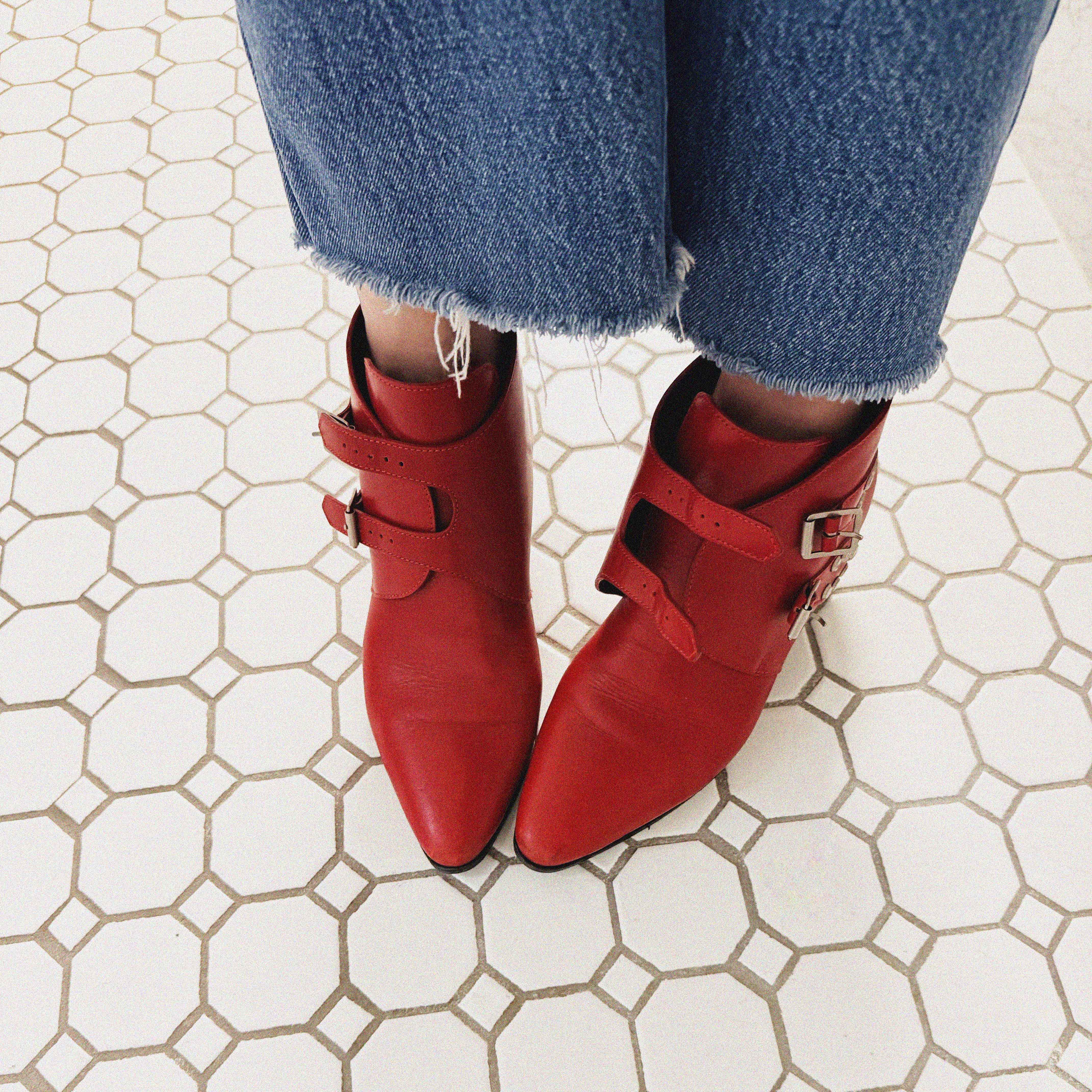 →SAINT LAURENT RED ANKLE BOOTS← SANG A SELECTS