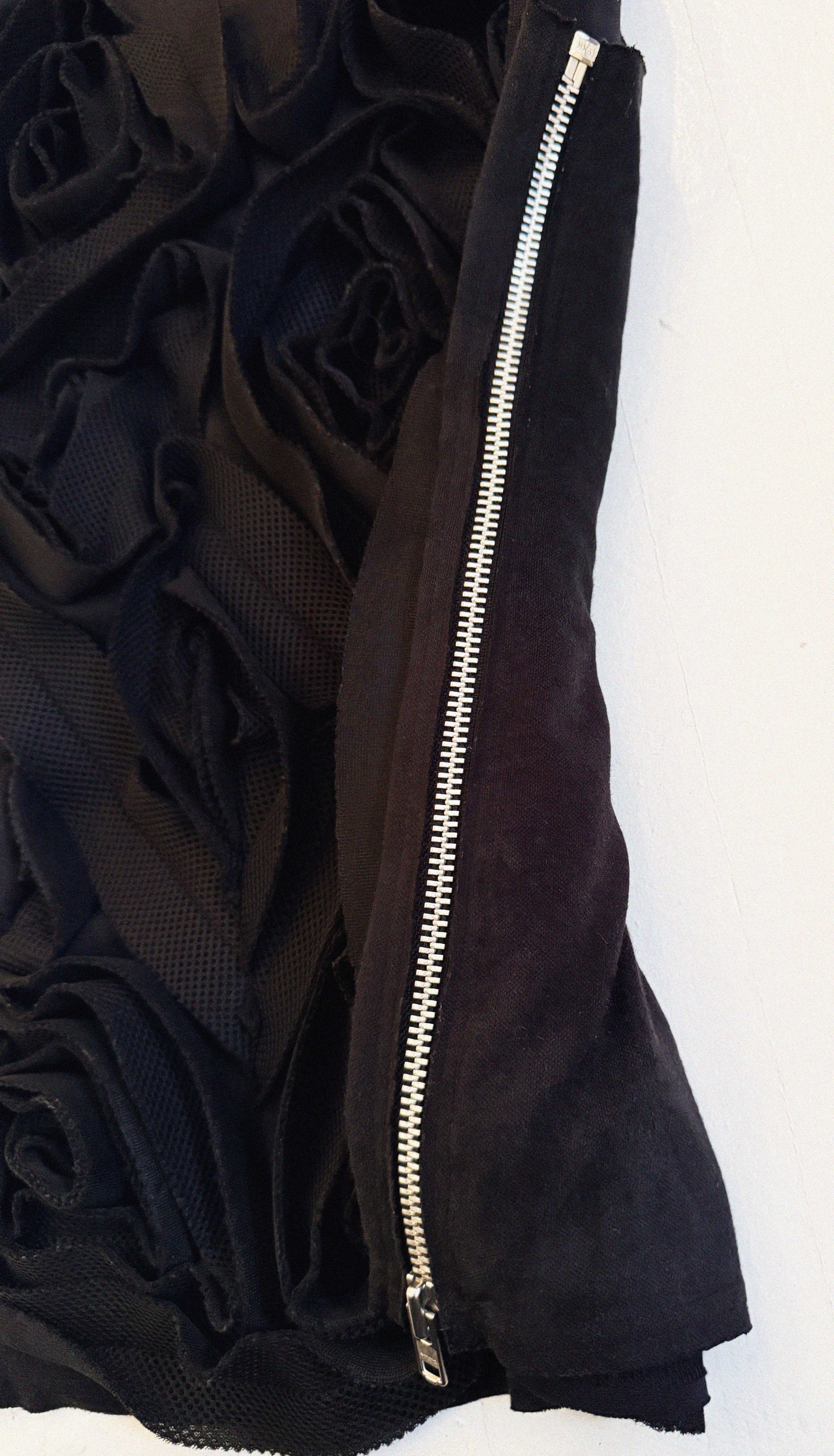 →COMME DES GARÇONS BLACK SCULPTURAL ROSE VEST← SANG A SELECTS