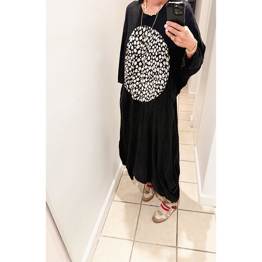 →HENRIK VIBSKOV BLACK CIRCLE OVERSIZED DRESS← SANG A SELECTS