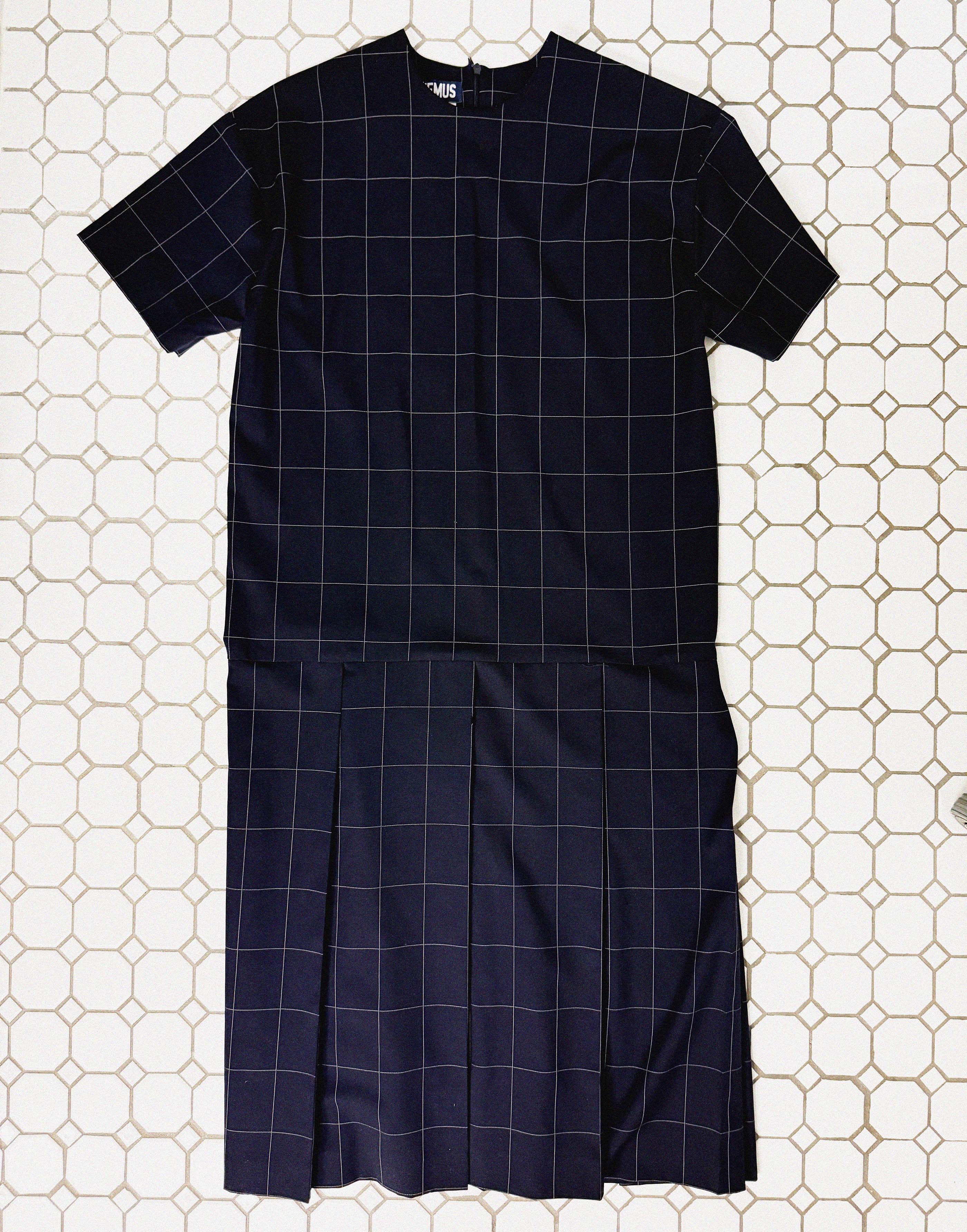 →JACQUEMUS LA GRANDE MOTTE BOX-PLEATED DRESS ← SANG A SELECTS