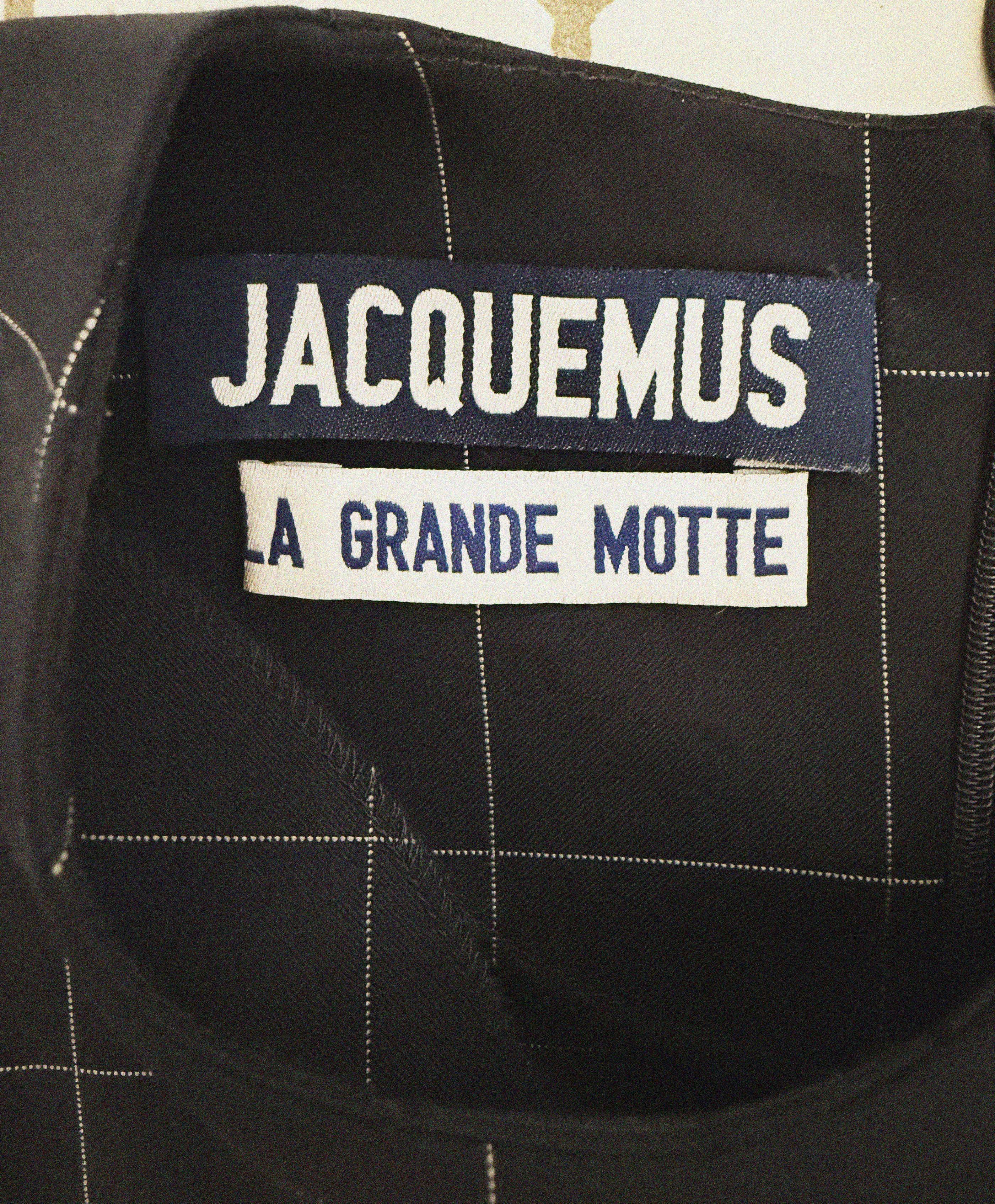 →JACQUEMUS LA GRANDE MOTTE BOX-PLEATED DRESS ← SANG A SELECTS