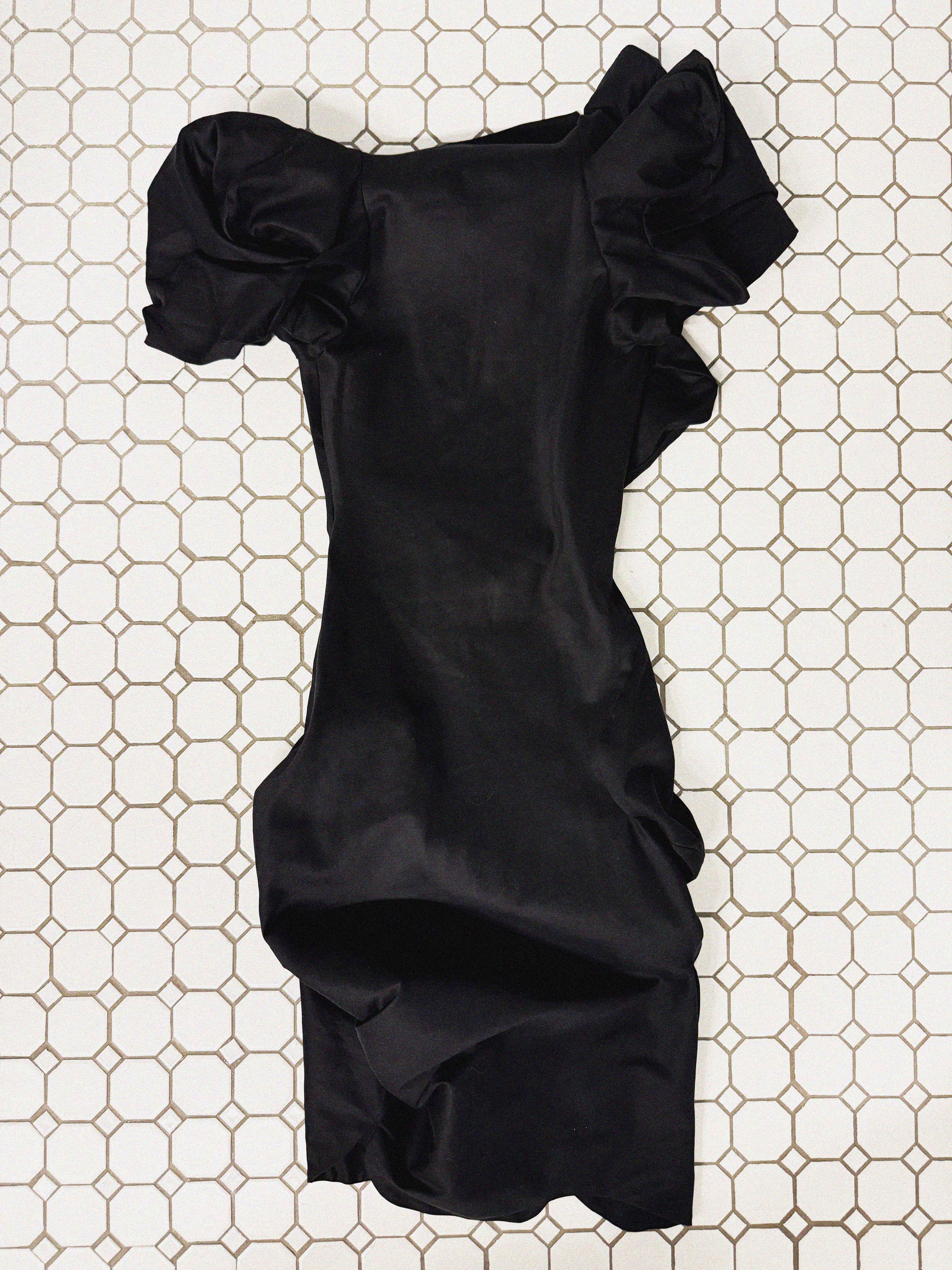 →VIVIENNE WESTWOOD BLACK SCULPTURAL SLEEVE MIDI DRESS← SANG A SELECTS