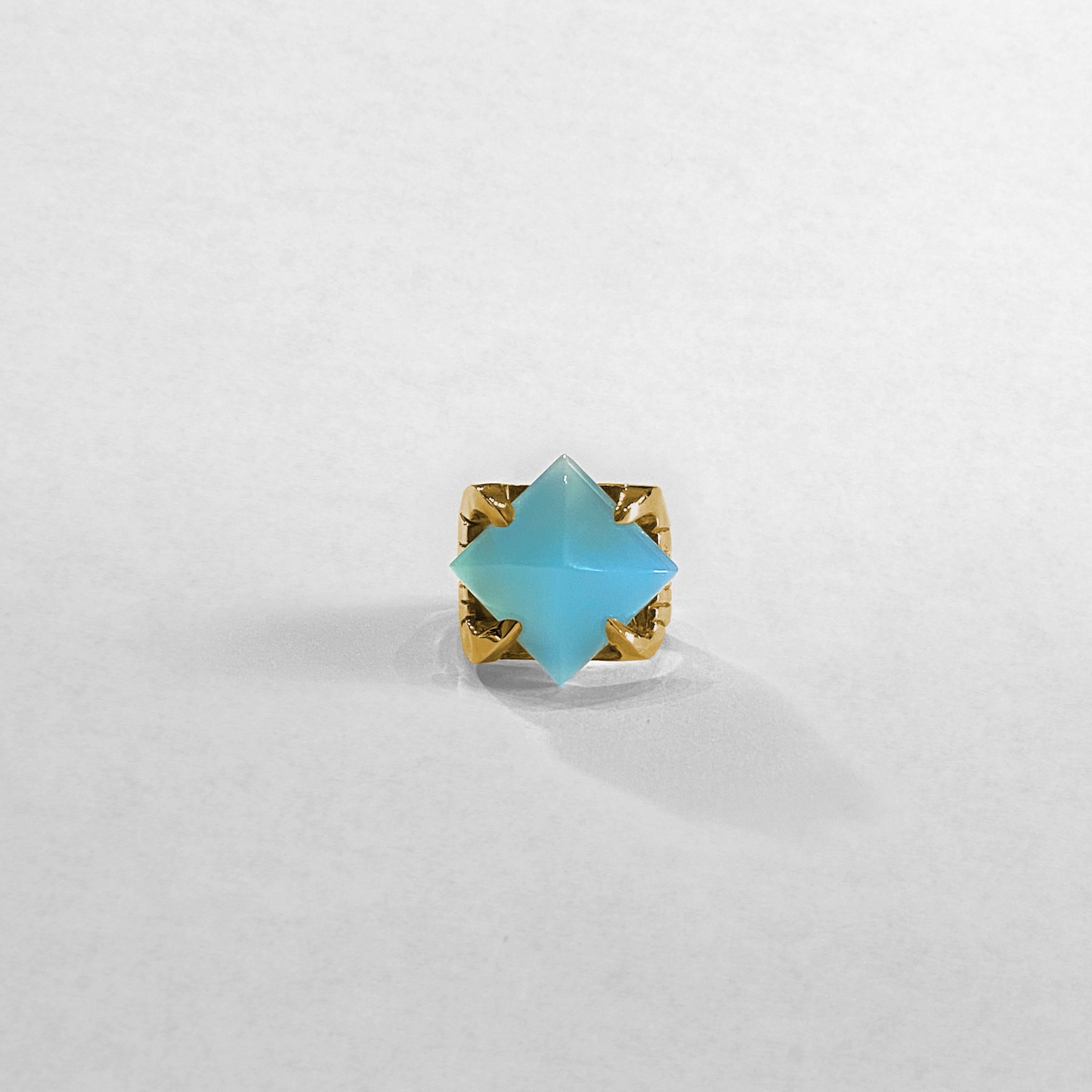 →KIND POINT← GLACIER BLUE ONYX 14K YELLOW GOLD FINGER RING